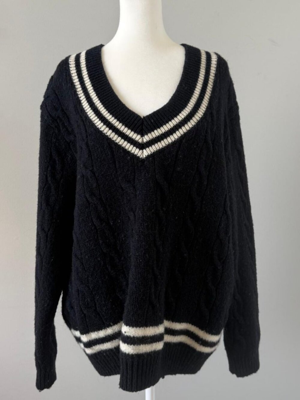 Brandy Melville navy oversized sweater